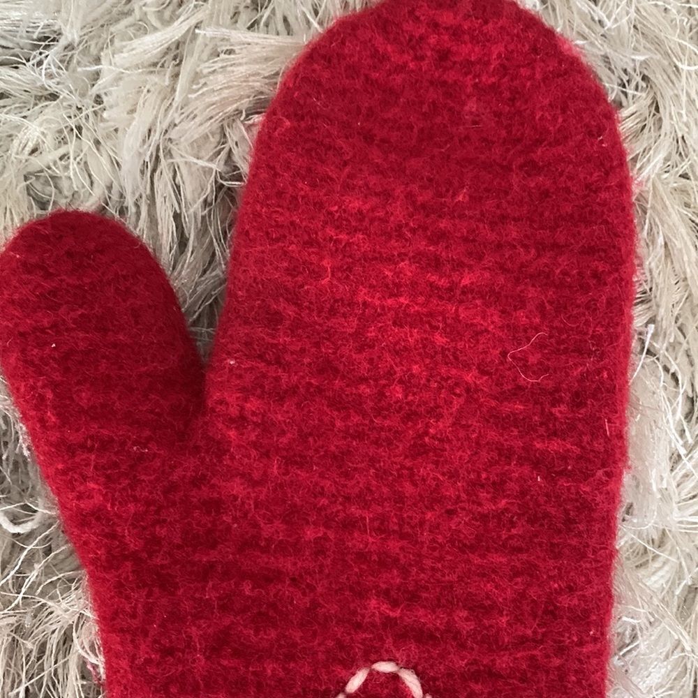 Handmade Red Felted Wool Mittens - Picture 5 of 17